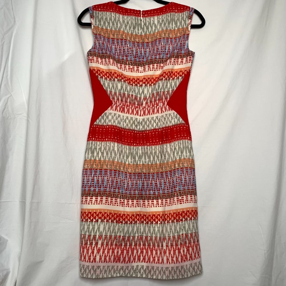 Patterned Dress - Picture 4 of 4